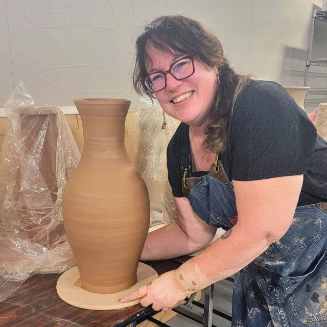 Zulema Seguel square headshot with leather-hard pot